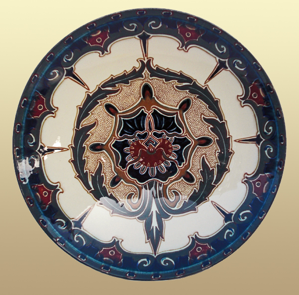 Nr.: 78, On offer decorative pottery made by Rozenburg, Description: (juliana) Plateel Wall plate, Diameter 22,8 cm , period: Year 1910, Decorator : BT, 